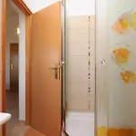 Apartment With Parking Space - 7252 Fazana