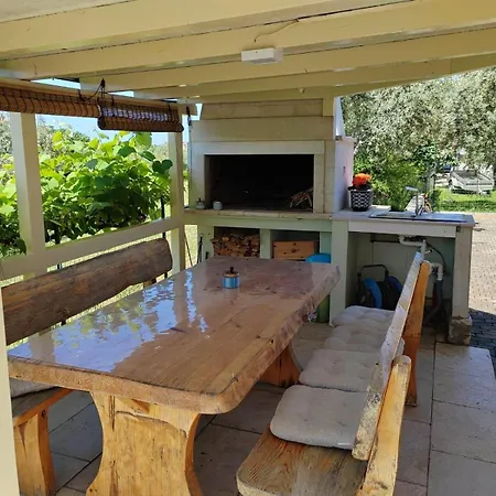 With Parking Space - 7252 דירה