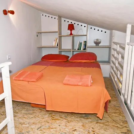 With Parking Space - 7252 דירה